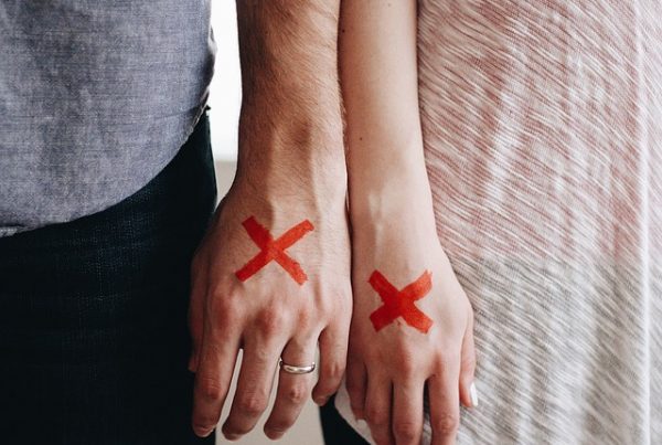 Isi merita divortul proasta reputatie?